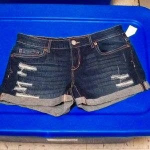 AEROPOSTALE MIDI DISTRESSED JEAN SHORTS NWT SIZE 6